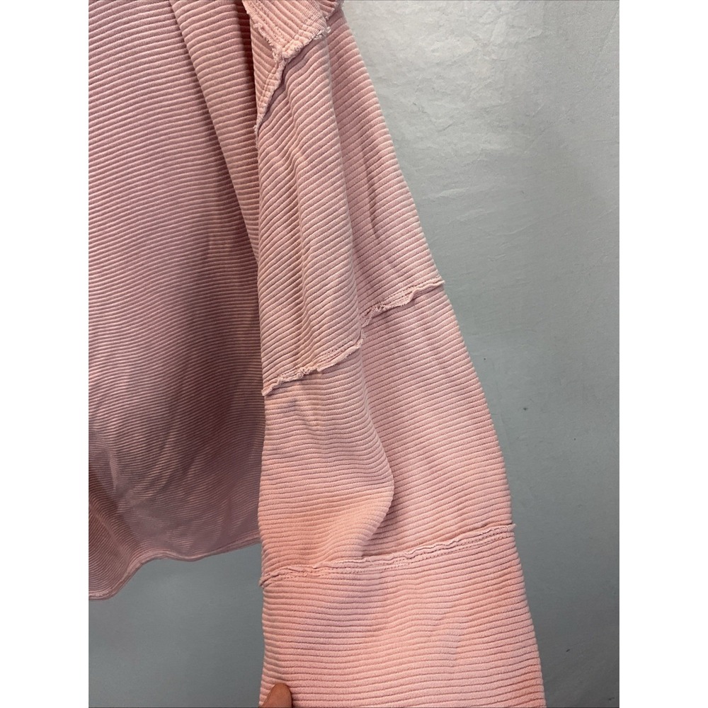 We The Free Sweatshirt Size S Pink Distressed ovrsize Rib Texture Loose Fit - Picture 4 of 12